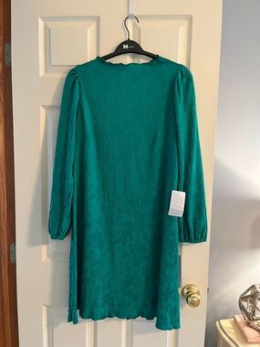 London Times Emerald Green Long-Sleeve Shift Dress